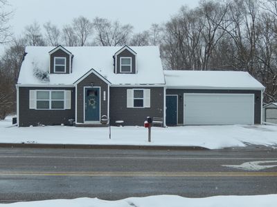 706 Lyons Rd, Portland, MI, 48875
