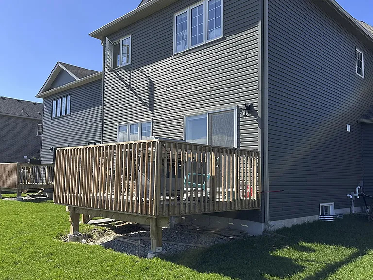 231 McKenzie Dr — Photo 2