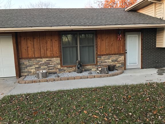 5th image of 521 E Hackberry Blvd
