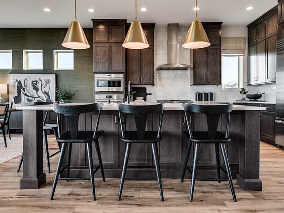 The Pro kitchen layout accomodates a spacious kitchen designed to fit everything you need.
