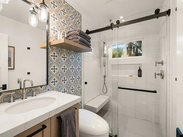 34051 Alcazar Dr — Photo 11
