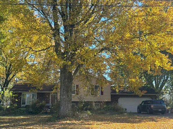 6610 Ridge Rd, Cortland, OH 44410