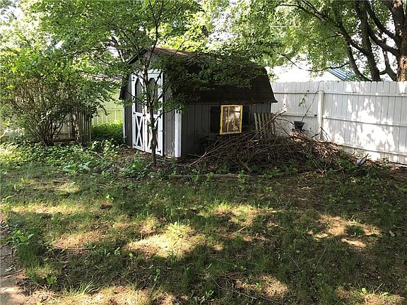 4th image of 1013 Covington Ave