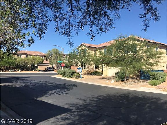 3rd image of 10308 Grizzly Creek St