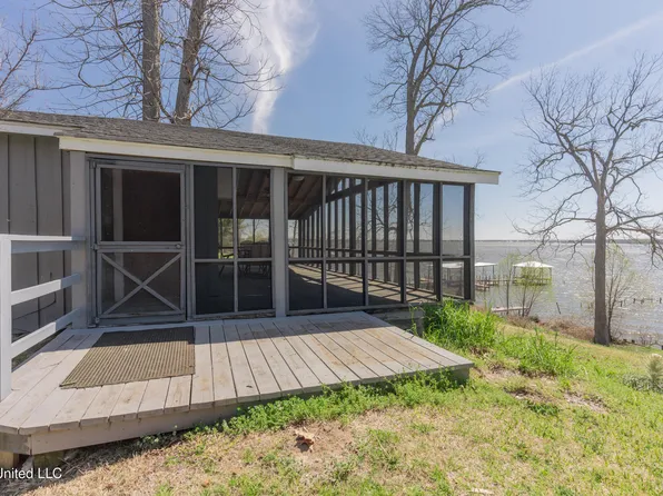 95 Nesting Site, Vicksburg, MS 39183