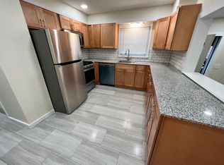 664 Mercer St UNIT 1, Albany, NY 12208