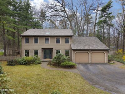 51 Robinwood Drive, Clifton Park, NY, 12065