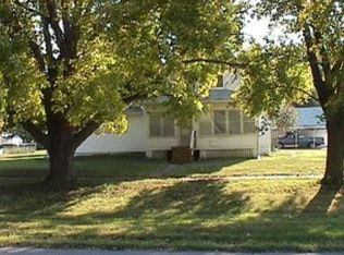 801 Agnes Ave, Callender, IA 50523