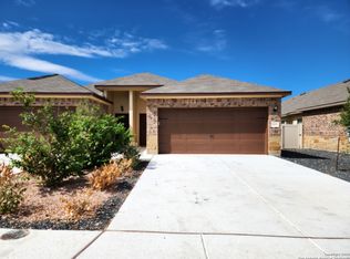 1494 Lucille St #2, Seguin, TX 78155