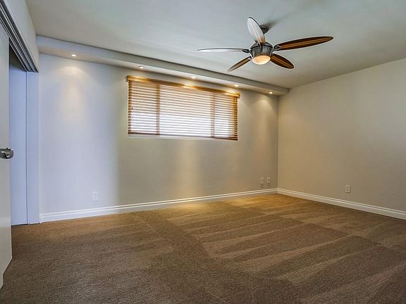 5th image of 4767 Ocean Blvd Unit 1105