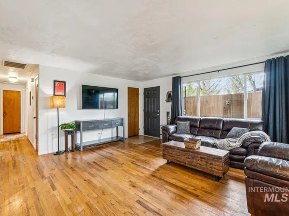 3840 N Jackie Ln, Boise, ID 83704