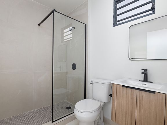 2nd image of 1340 Calle 20 NW #2