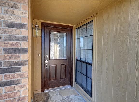 2nd image of 4332 Pepperbush Dr