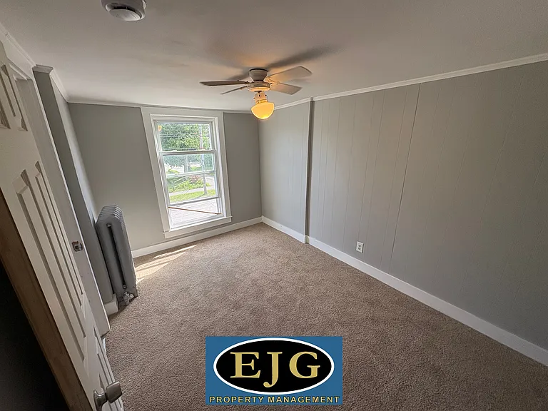 135 Pleasant St #3 — Photo 12