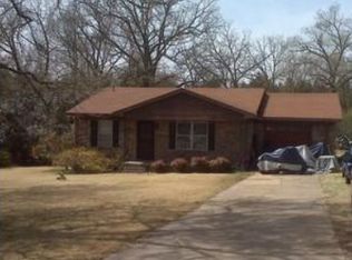 819 N Date St, Greenwood, AR 72936