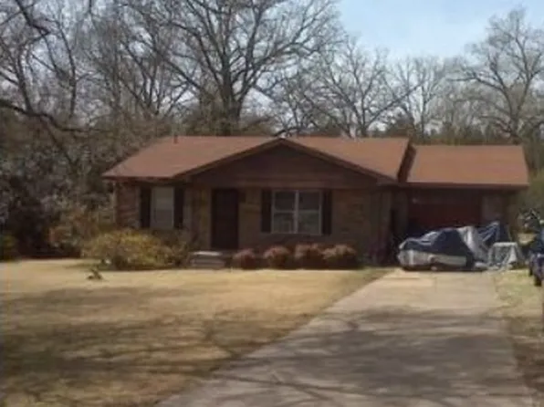 819 N Date St, Greenwood, AR 72936