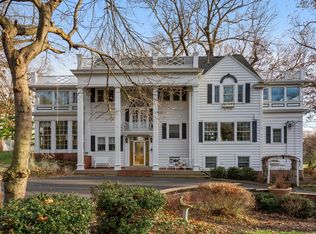 47238 Perkins Blvd, New Buffalo, MI 49117