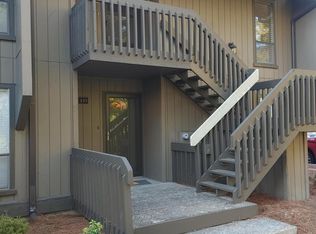 10 Pine Tree Rd #211, Pinehurst, NC 28374