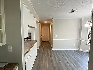 332 Cedar Dr — Photo 4