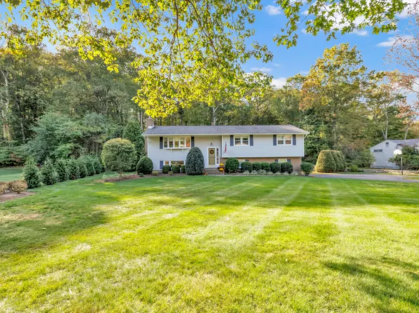 52 Autumn Drive, Monroe, CT 06468