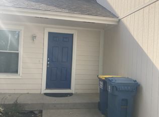 1883 Chickadee Dr #1, Liberty, MO 64068