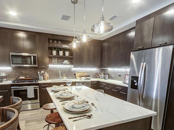 2nd image of 55 S Jackson St #201