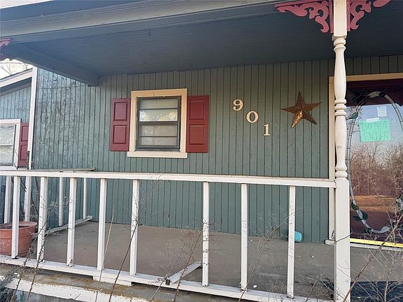 5th image of 901 N Cimarron Rd