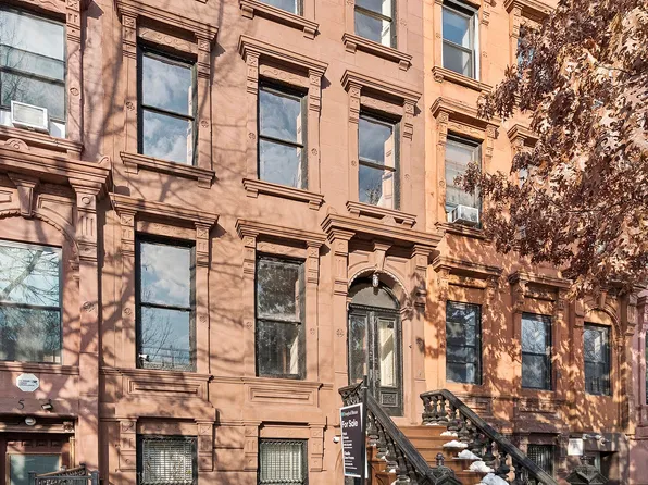 7 East 124th Street image 1 of 23