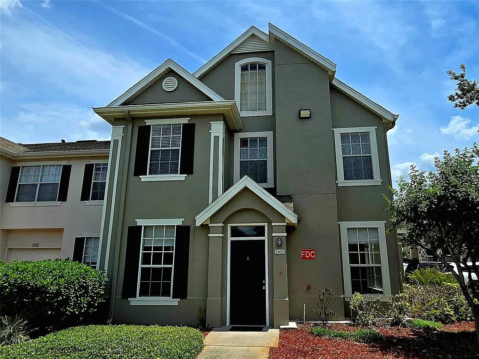 9005 Lee Vista Blvd #1803