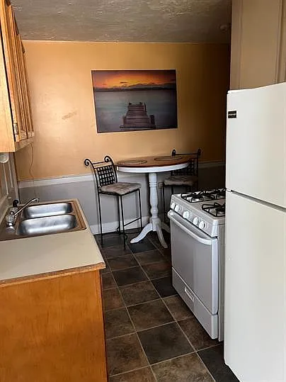 5655 Lincoln Hwy #C — Photo 7