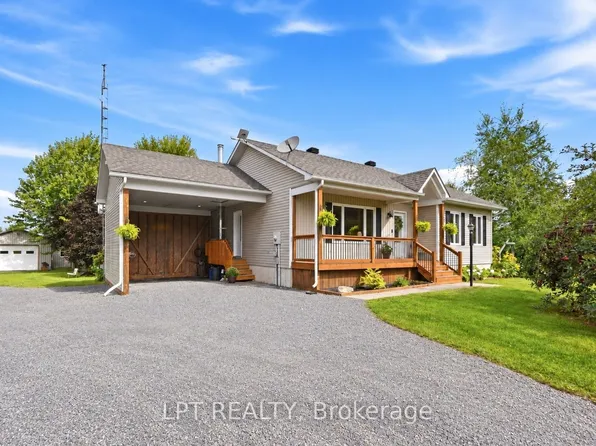 20375 Dunvegan Rd E, North Glengarry, ON K0B 1E0
