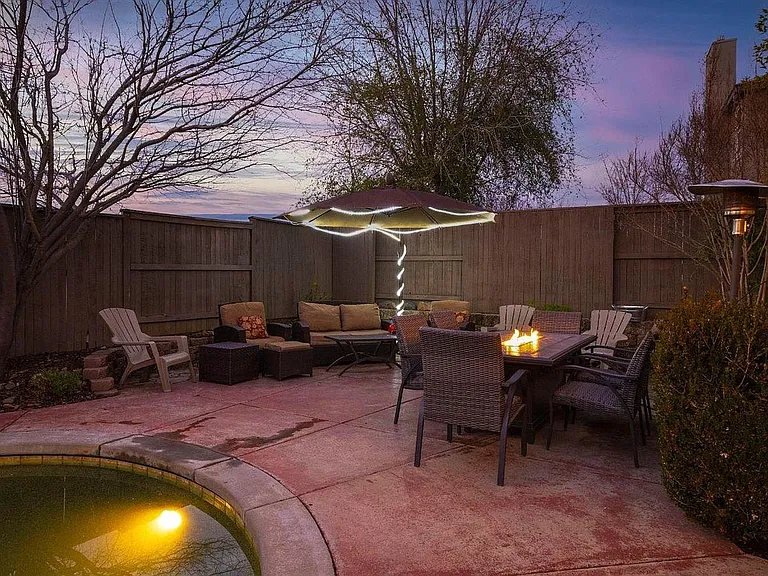 4930 Village Green Dr — Photo 59