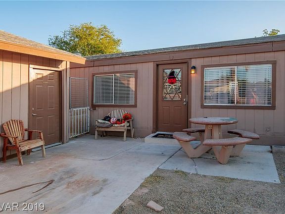 2nd image of 6035 Casa Loma Ave
