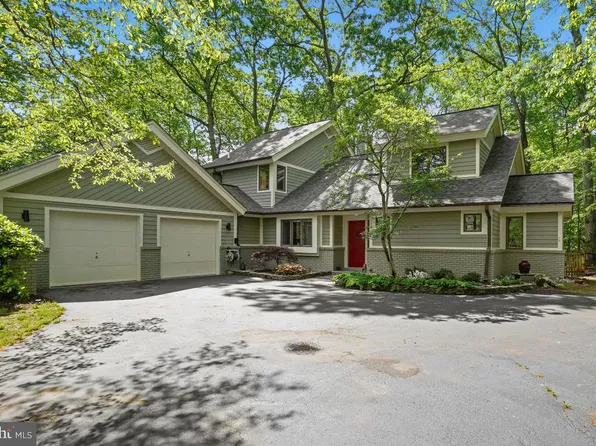 11919 Triple Crown Rd, Reston, VA 20191