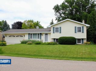 2020 Larkspur Dr, Appleton, WI 54915
