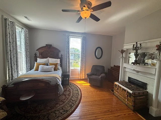 209 Madison St — Photo 8