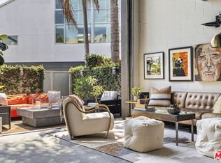 2120 Narcissus Ct, Venice, CA 90291