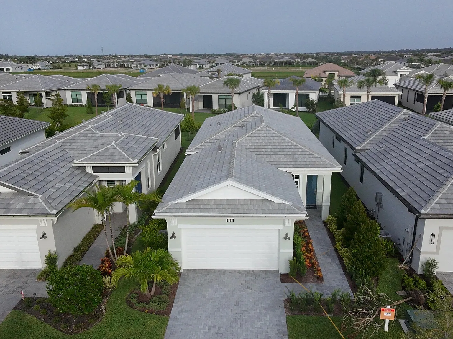 2 bed, 2.0 bath, 1474 sqft, $3,300 — Photo 4
