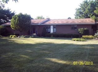 1372 E 1200 North Rd, Onarga, IL 60955