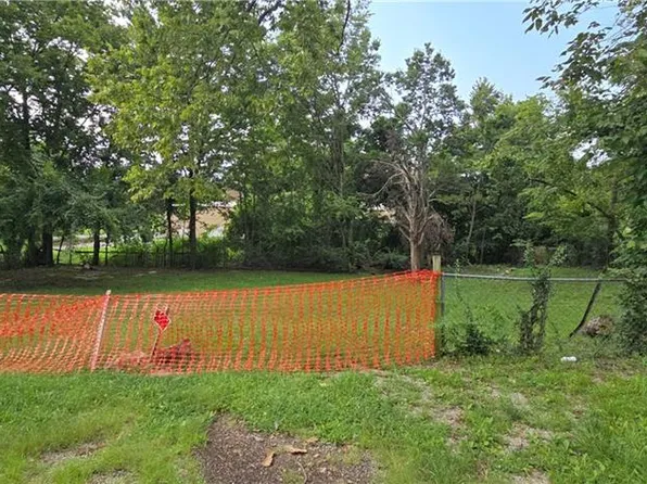 5107 E 30th St, Kansas City, MO 64128