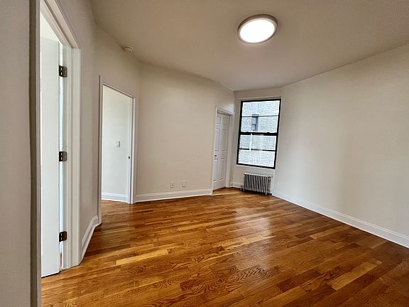 2nd image of 507 W 179th St APT 3C