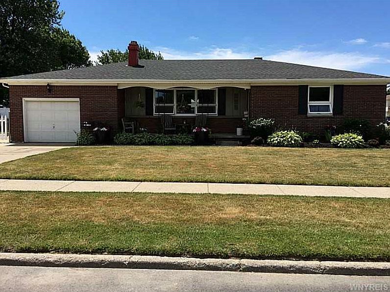1st image of 55 Bahama Ln
