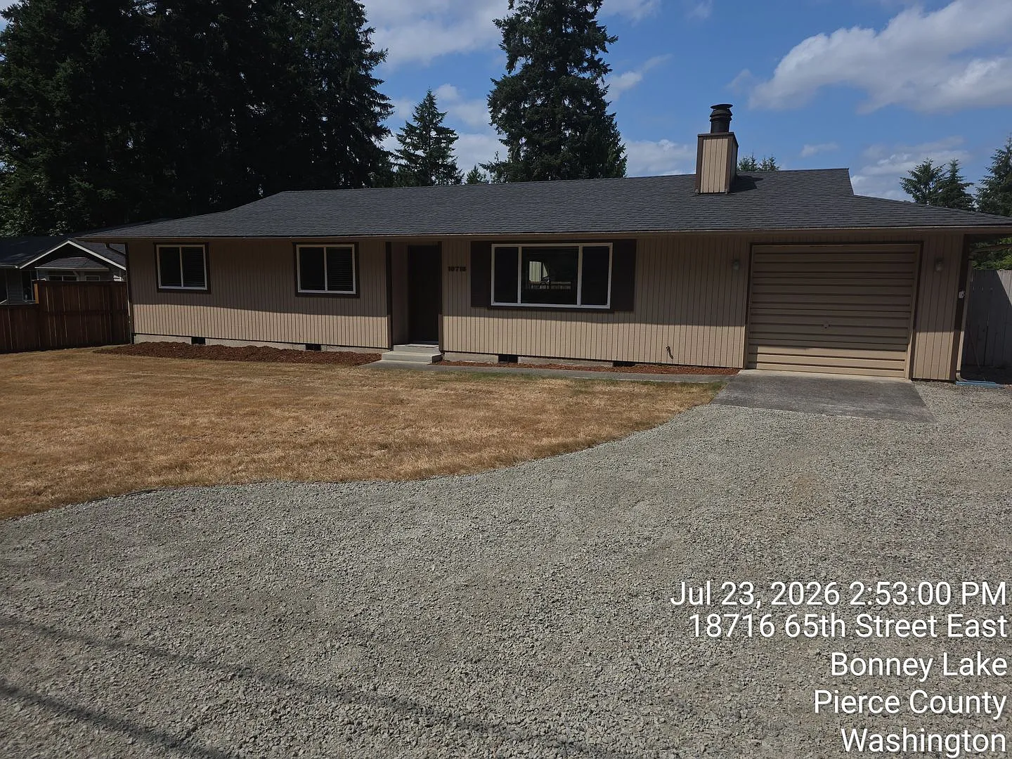 Bonney Lake - Lake Jane HOA - 3 bedroom 2 bathroom rambler home for rent -EV charger, Available NOW! — Photo 1