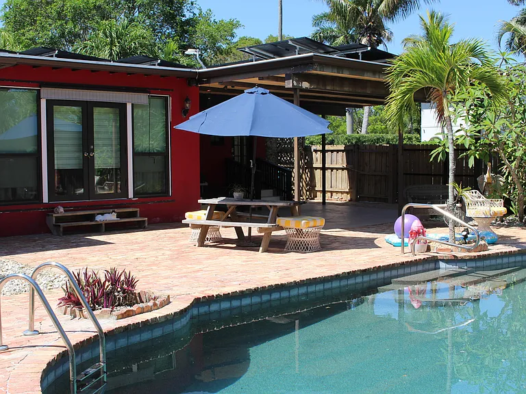 225 Gulfstream Blvd — Photo 13
