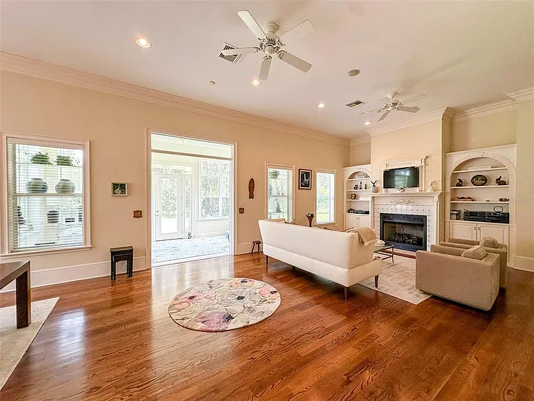 6425 NW 202nd Pl — Photo 12