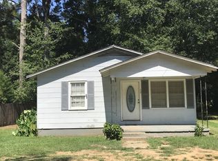 105 N Bennett St, Crystal Springs, MS 39059