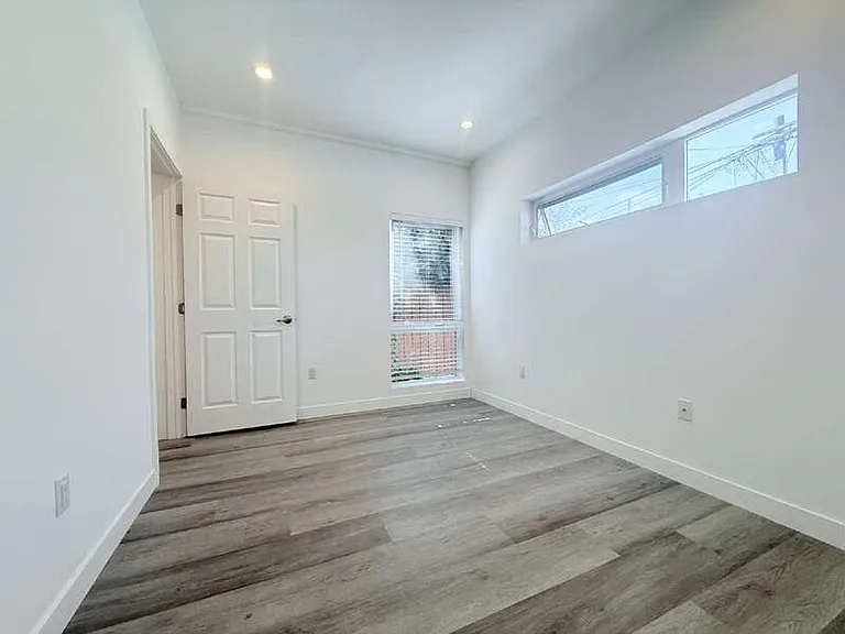 1258 Leighton Ave #B — Photo 15