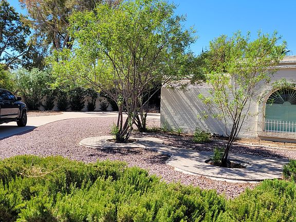 2nd image of 325 W MODESTO Drive
