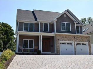 695 Nott St, Wethersfield, CT 06109