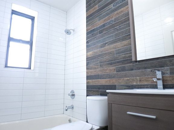 5th image of 249 Midwood St APT 4